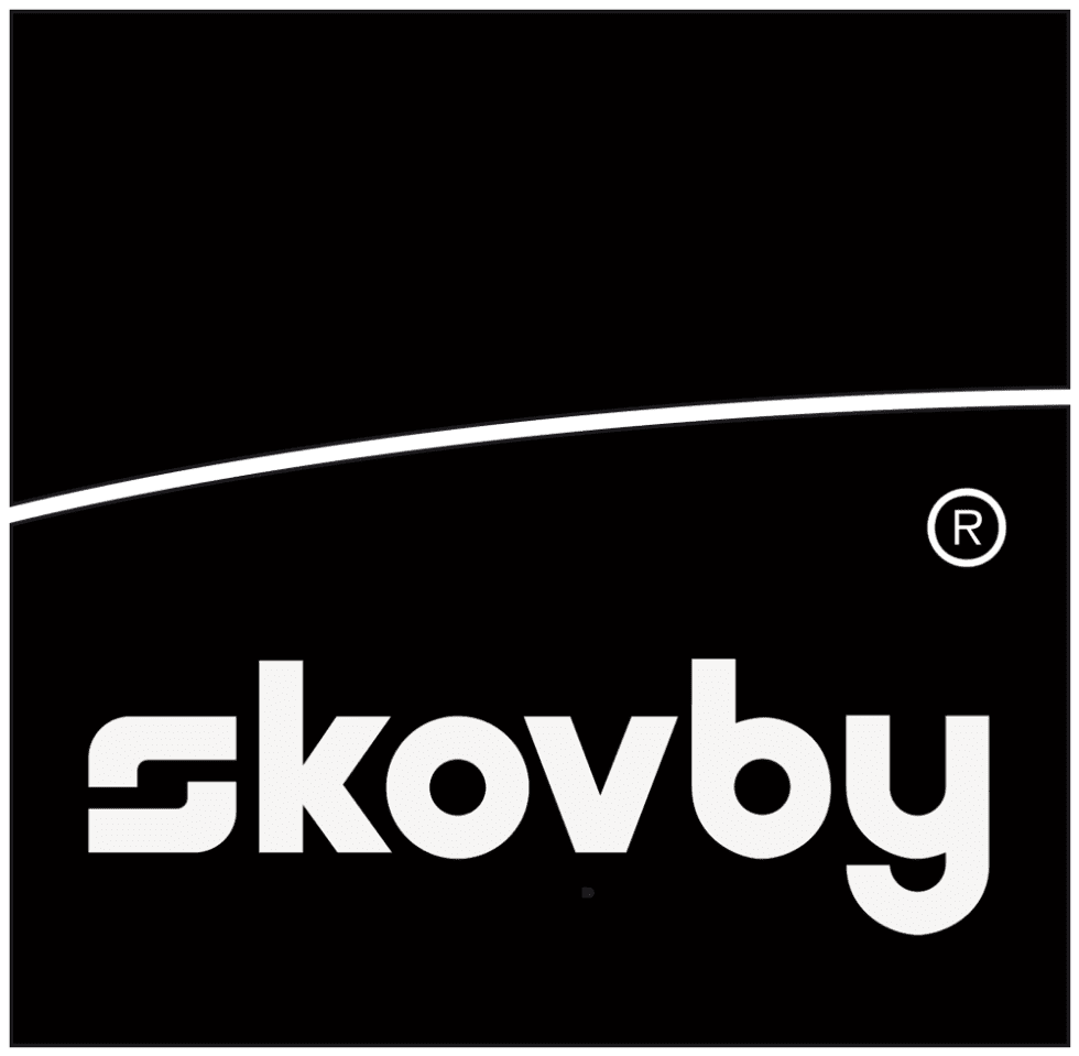 Skovby_logo_OK_2-980x959 Skovby logo. Scandinavische meubels bij Houweling Interieur.