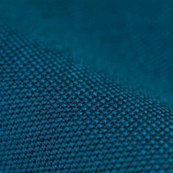 Meubelstoffen bij Houweling Interieur. Fezwool meubelstof van De Ploeg stoffen van 100% wol uitgevoerd in blauw.