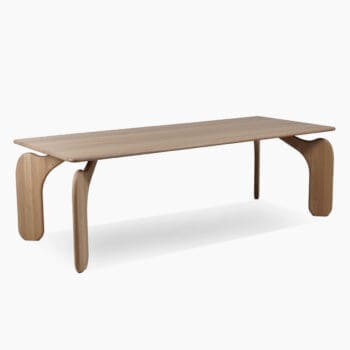 Houten eettafel bij Houweling Interieur van Seuren Tafels in licht hout.