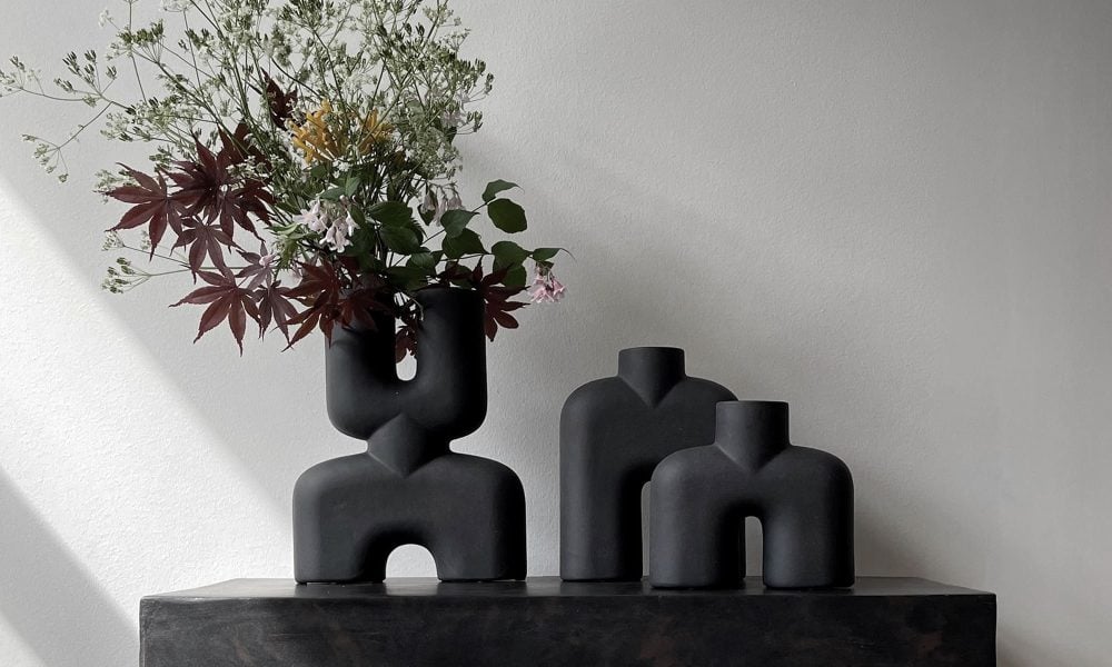 Design vazen bij Houweling Interieur.